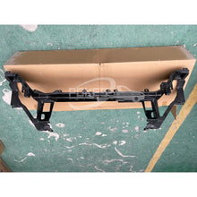 Load image into Gallery viewer, Car Radiator Support of Lower GD9Z16138A GD9B16E166AF Water Tank Frame Bracket for Lincoln CPL 17-