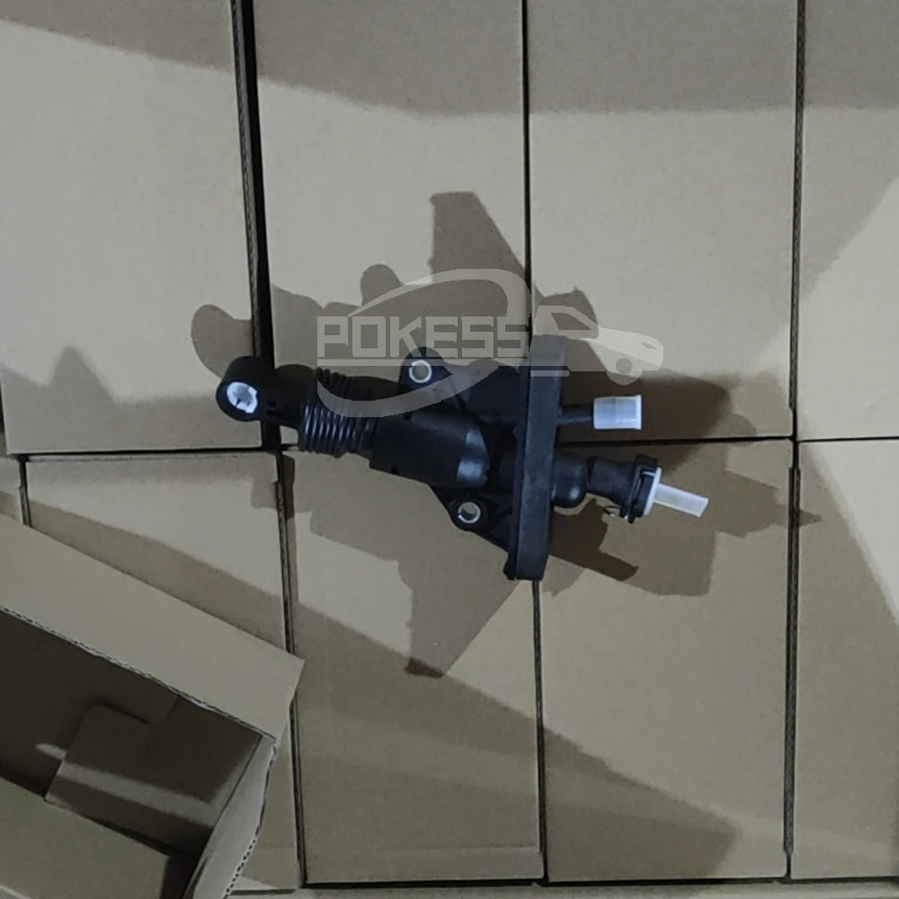 Master Clutch Cylinder Chevrolet 25204558  Clutch Master Cylinder Assembly for Chevrolet Tracker Onix 2019-