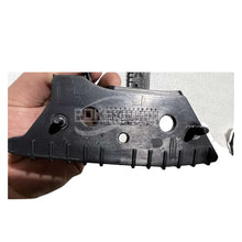 Load image into Gallery viewer, GD9Z17C947C 6S711K024AA 81EB1K024AA GD9B17D959AF 81EB1K024AB Left Front Bumper Bracket small for Lincoln CPL 17-