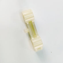 Load image into Gallery viewer, 1S7G6M256CD 1S7G-6M256-CD For Ford Mondeo 2.0 MK3 Focus MK2 TRANSIT Mk7 2.3 Duratec-he Timing Chain Guide 04/06-12/14 1119875