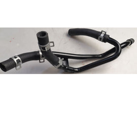 THERMOSTAT CONNECTING COOLANT WATER HOSE PIPE Engine oil cooling tubing for Ford Mondeo Metrostar 2.5L 2004-2007 2S71-8N039-AC 2S71-8N039-AD 2S71-8N039-AE