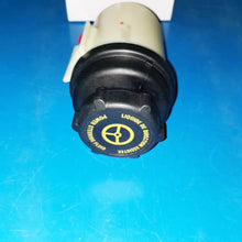 Load image into Gallery viewer, 7G913R700EA Quality Power Steering Oil Tank Reservoir 7G91 3R700 DA 7G91 3R700 EA For Ford Mondeo MK3 S-MAX