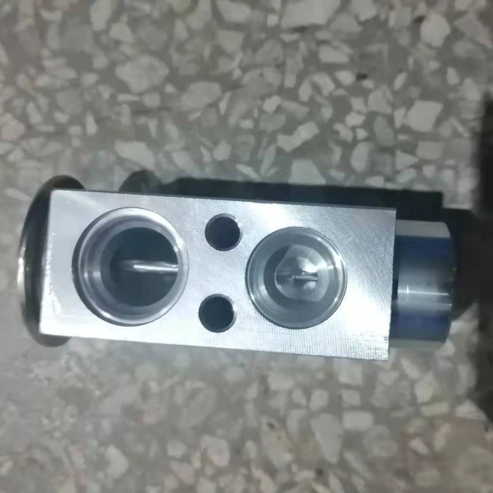 For Ford Focus III 2012 Expansionsventil Expansion Valve Klimaanlage AV6N-19849-AB