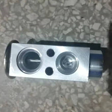 Load image into Gallery viewer, For Ford Focus III 2012 Expansionsventil Expansion Valve Klimaanlage AV6N-19849-AB
