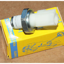 Load image into Gallery viewer, OIL PRESSURE SWITCH for ford  Focus Fiesta MK1 RANGER 2.4 TDCi 3.2 STREET KA 1.6 98AB-9278-CA 1095149 1053881 1363198 3S719278AB
