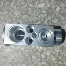Load image into Gallery viewer, For Ford Focus III 2012 Expansionsventil Expansion Valve Klimaanlage AV6N-19849-AB