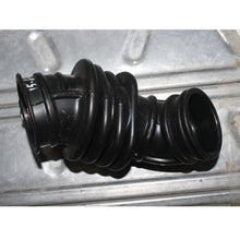 Load image into Gallery viewer, FOR FORD FOCUS MK3 1.6 PETROL EDGE 2011-2014 AIR INTAKE HOSE PIPE AV61-9C623-GA