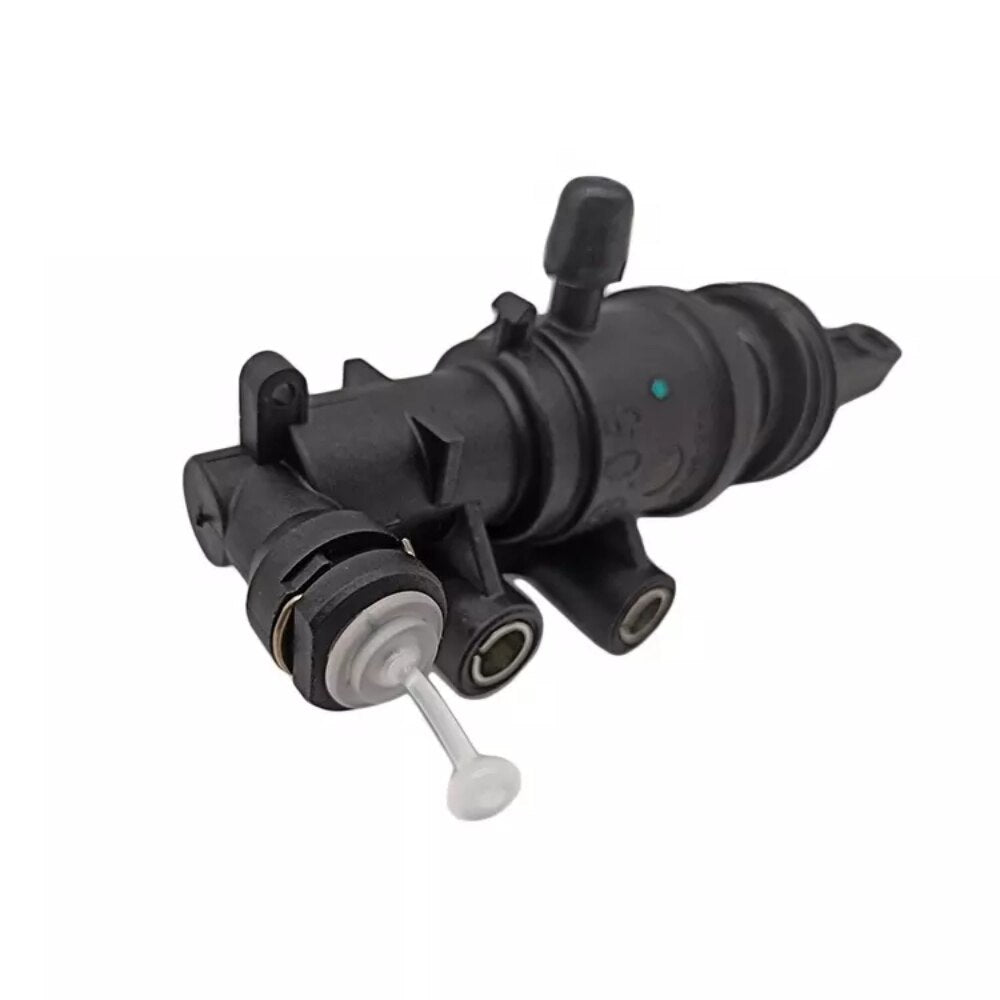 Clutch master cylinder for ford bt50 ranger 2012- 2.2L 2.5L 3.2L TKE UC2J41990B 1732860 1863434 AB39-7A543AC AB397A543AD