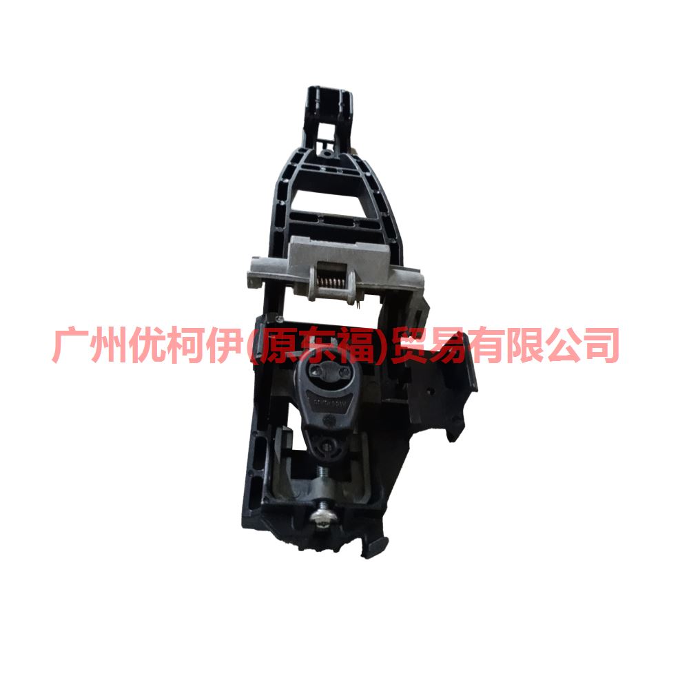 3M51R224A36BE Outside handle bracket front L For Ford Focus BF 05-06