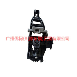 3M51R224A36BE Outside handle bracket front L For Ford Focus BF 05-06