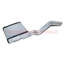 Load image into Gallery viewer, 9M5918476AA Heater water tank For Ford Focus BF 07-09