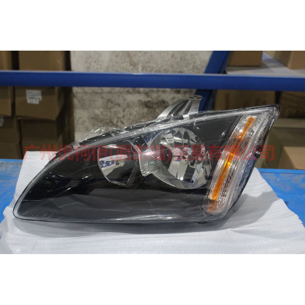 5M5113W030AE headlight L black For Ford Focus BF 05-06