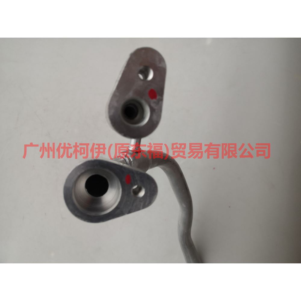 8G9119E881AA Air conditioning pipe For Ford wins DF 11-13