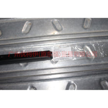 Load image into Gallery viewer, 4M51A25604AK Rear door glass bead - outside R For Ford Focus BF 05-06