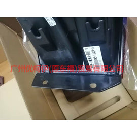 CN1513404AE Tail light outside R For ford wing BT 12-17