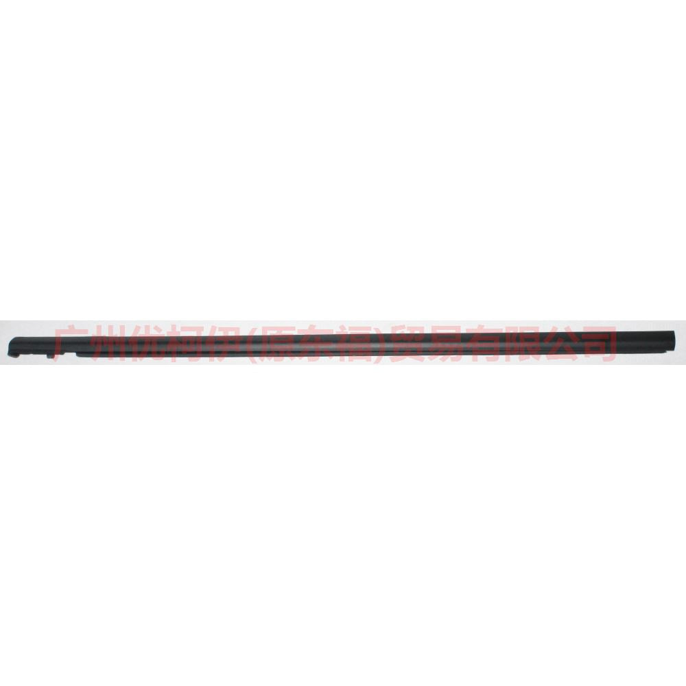 4M51A20563AJ Front door glass bead-outer L For Ford Focus BF 05-06