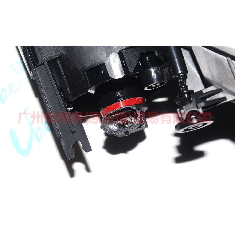 7S7115K202AC fog lamp L For Ford wins DF 07-10
