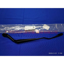 Load image into Gallery viewer, CN1517527AA wiper arm L For ford wing BT 12-17