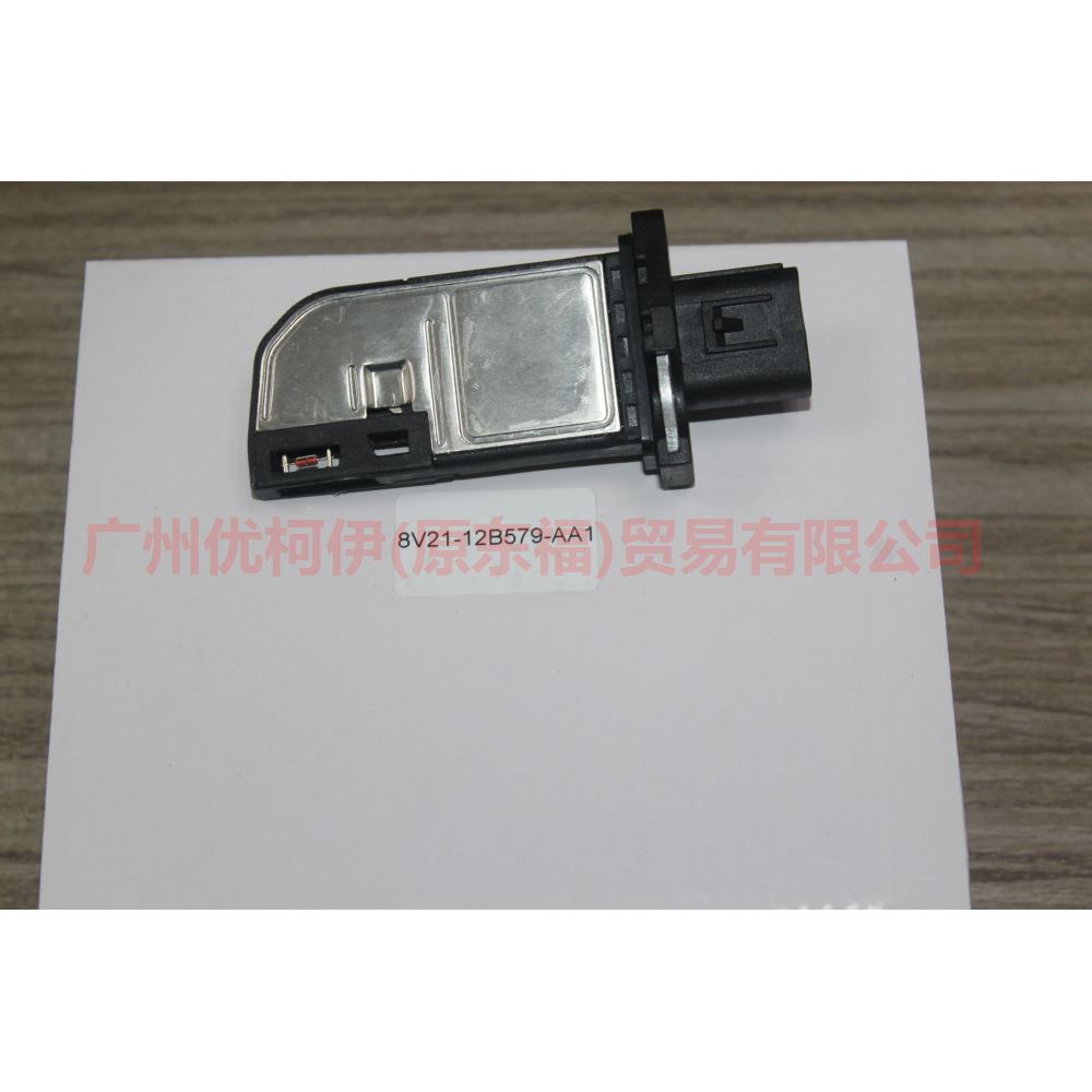 8V2112B579AA Air flow meter For Ford Fiesta CJ 13-14