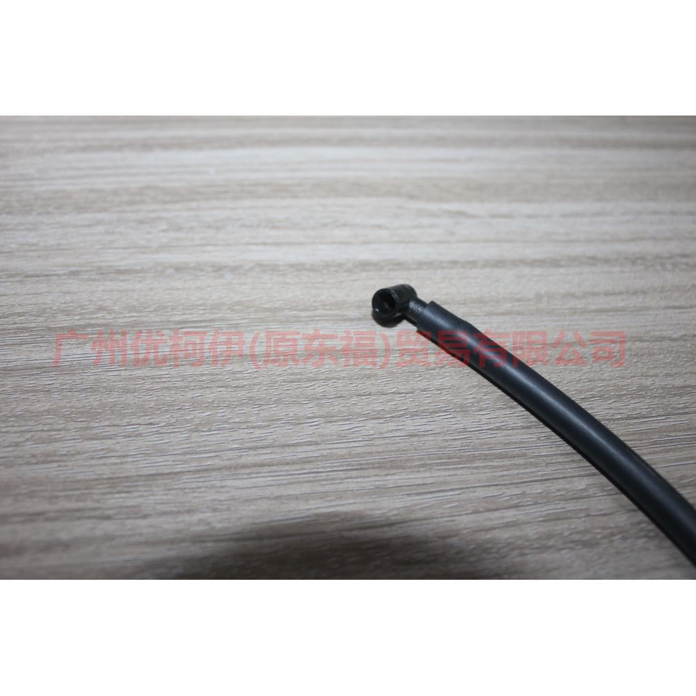 BM5117K605AF water nozzle hose For Ford Focus D2 12-14