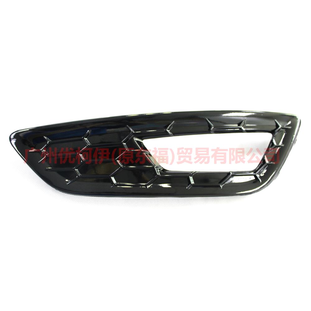 F1EJ15A299AB5UAW Fog light frame L honeycomb + paint For Ford Focus F1 15-18