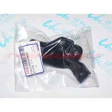 Load image into Gallery viewer, F1EJ17C749B2A Front bumper bracket big R For Ford Focus F1 15-18