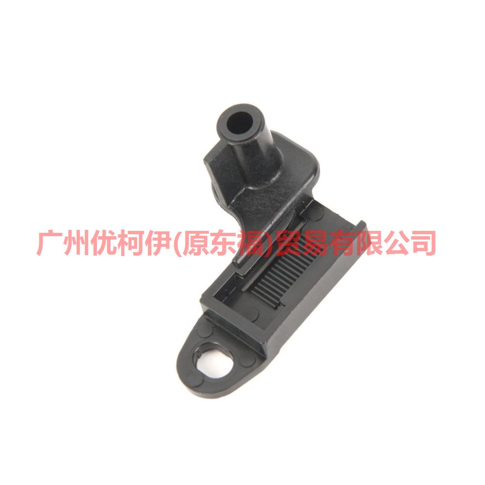 F1EB17K874AC Water tank upper trim panel connector R For Ford Focus F1 15-18