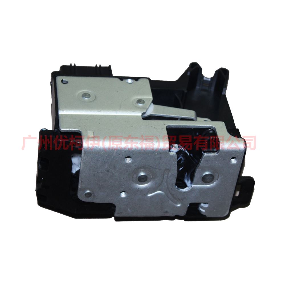 6L8Z7821812A Front door lock R For Ford Escape YH 03-07