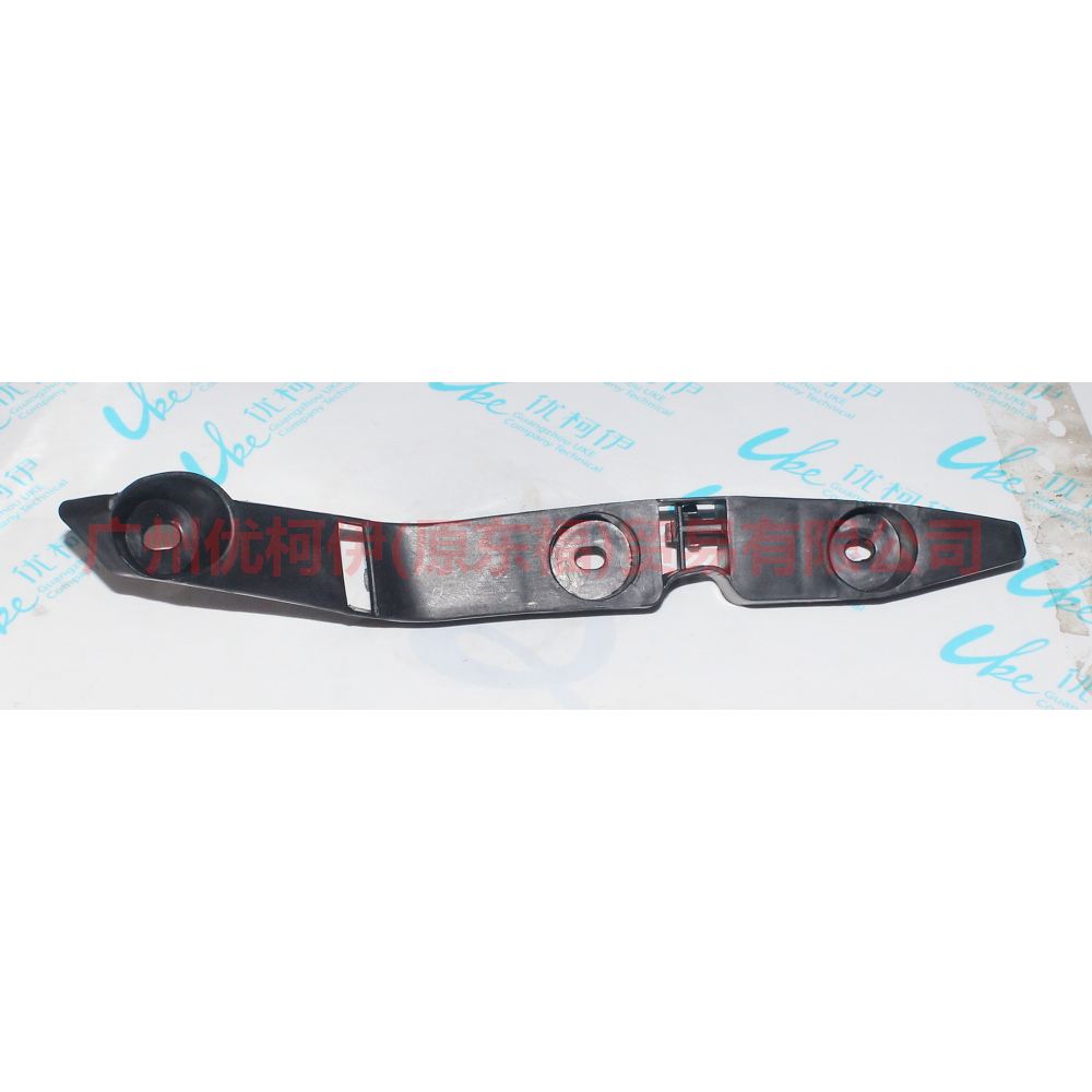 4M5117D958AF Front bumper bracket R For Ford Focus BF 05-06