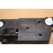 Load image into Gallery viewer, 3M51R22601AB Inner handle front/rear-L For Ford Focus BF 05-06