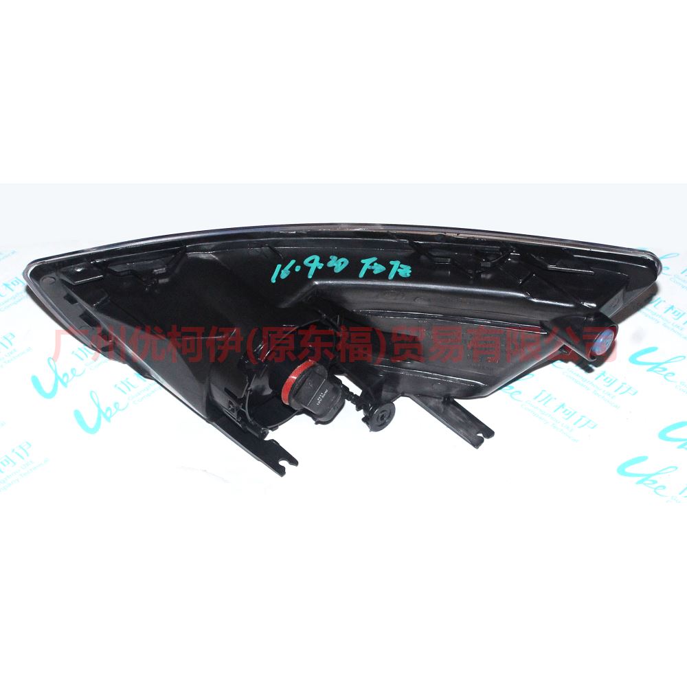 7S7115K201AC fog light R For Ford wins DF 07-10