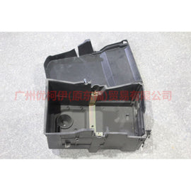 4M5110723BC Battery box assembly For Ford Focus BF 07-09