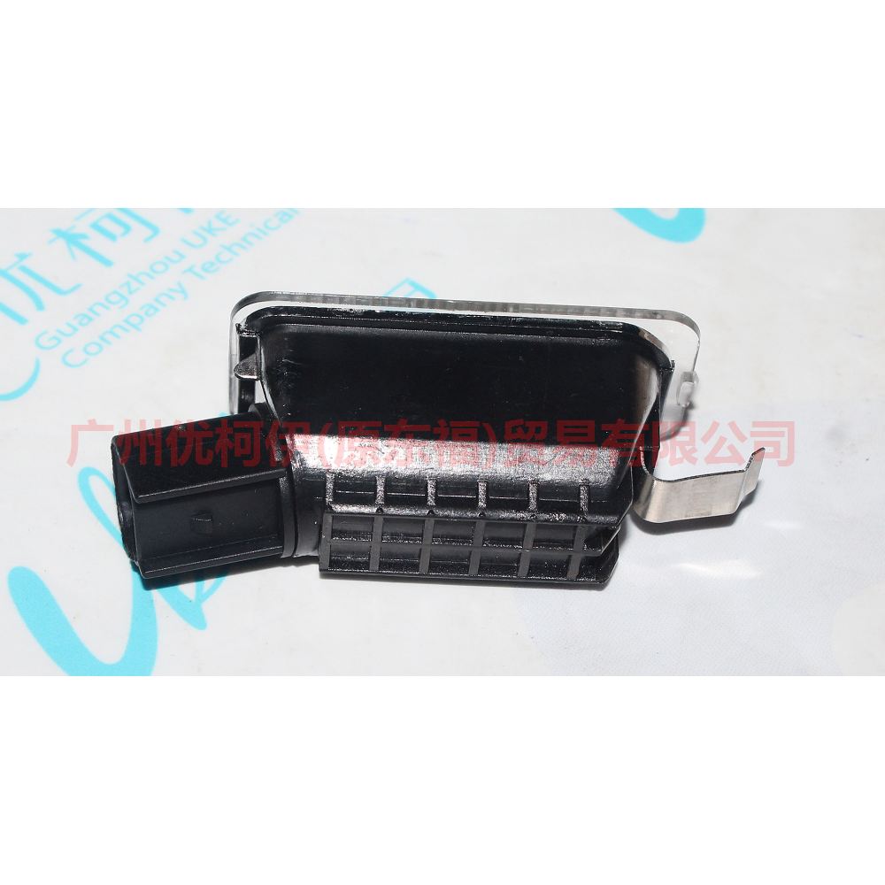 7S7113550AB rear license plate lights For Ford wins DF 07-10