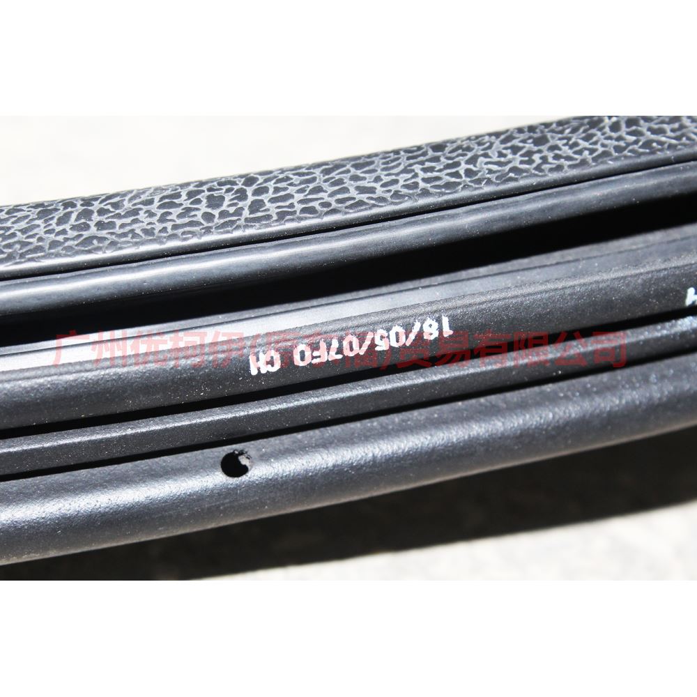 7S71A20530AD5YYW Front door lining (door frame) For Ford wins DF 07-10