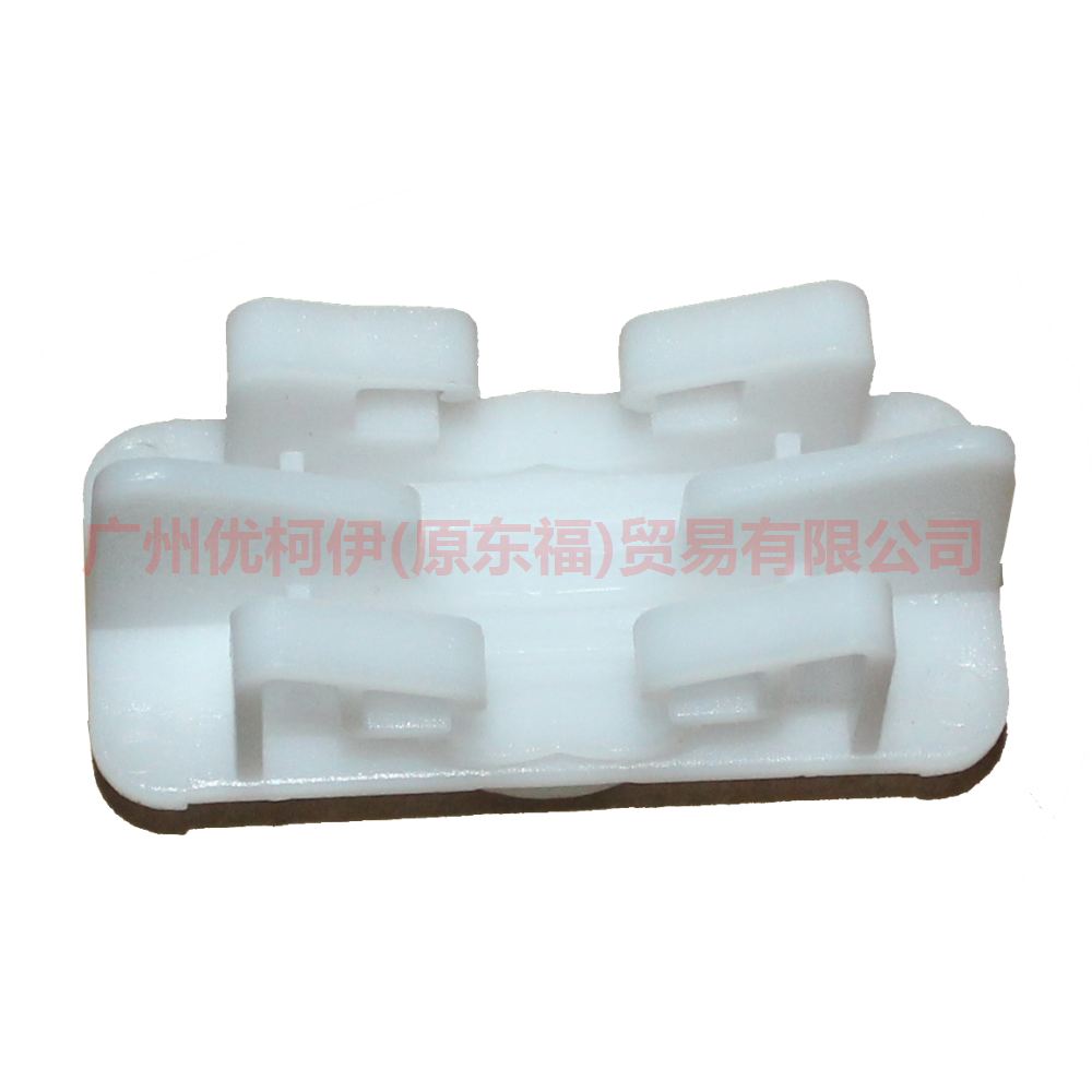 8A6113A122AA headlight clip For Ford Fiesta CJ 09-12