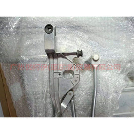 4M5117K484AD wiper link For Ford Focus BF 05-06