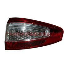 Load image into Gallery viewer, BS7113404CD Tail light outside R For Ford wins DF 11-13