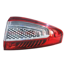 BS7113404CD Tail light outside R For Ford wins DF 11-13