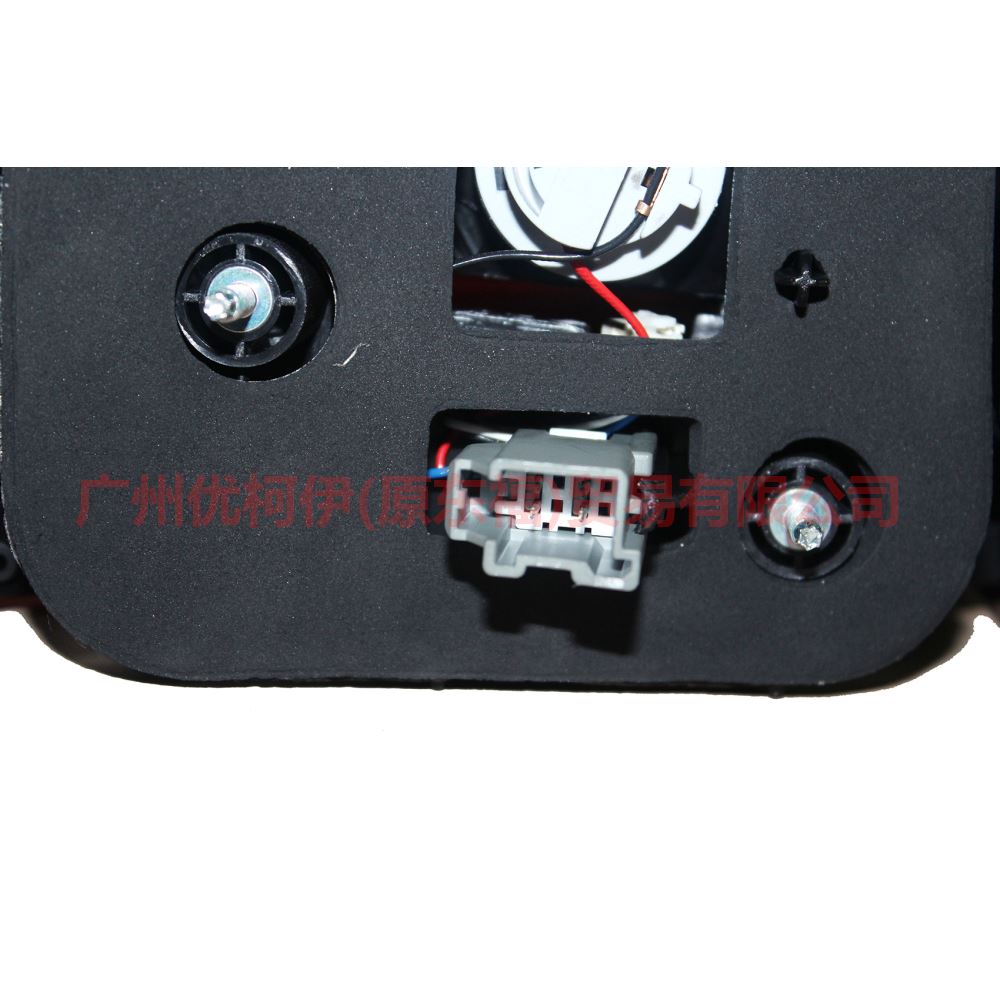 BS7113404CD Tail light outside R For Ford wins DF 11-13