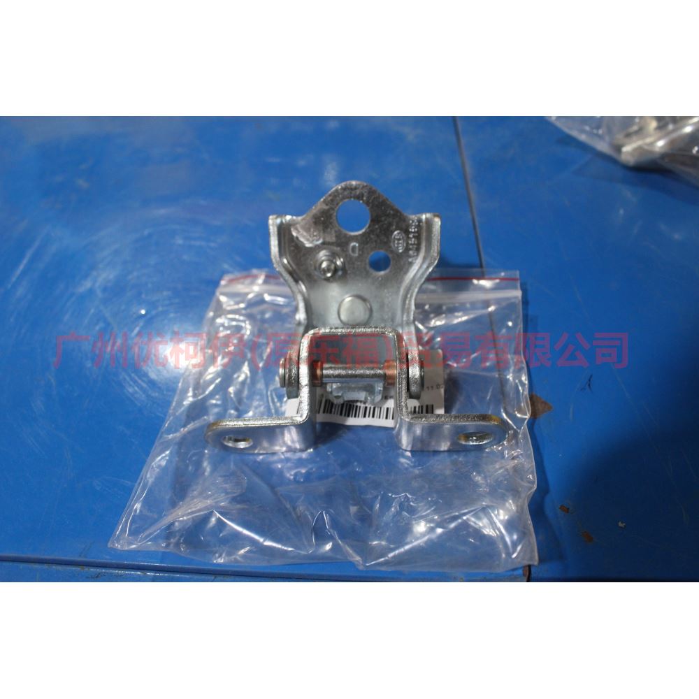 DK5173240B Rear door hinge lower L For Ford Fiesta CJ 09-12