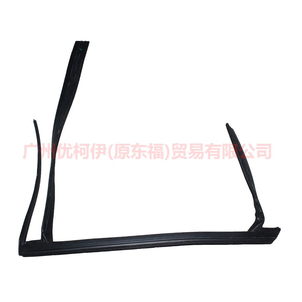 CM51A25824AC Rear door glass mud trough R For Ford Focus D2 12-14