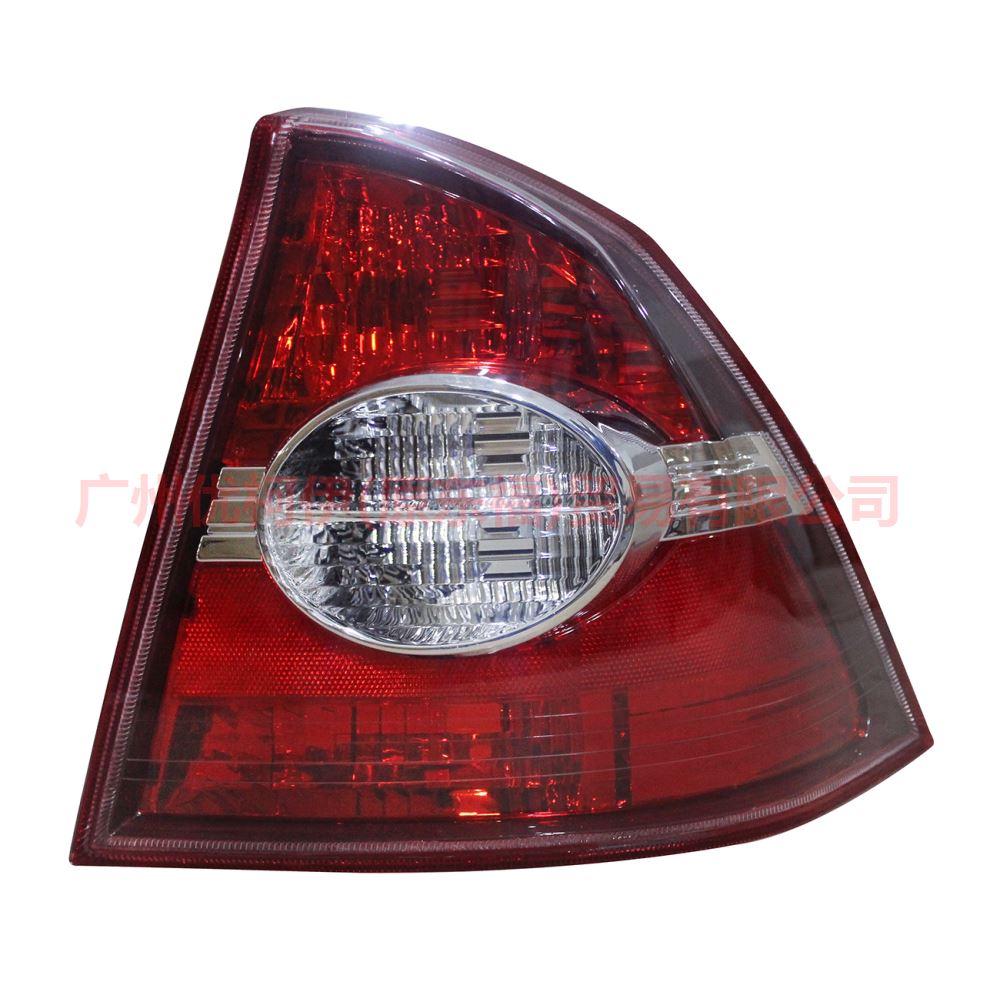 5M5113A602AA Tail light outside R For Ford Focus BF 05-06