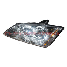 Load image into Gallery viewer, 5M5113W030CF Headlight L White A For Ford Focus BF 05-06