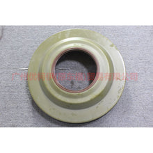 Load image into Gallery viewer, AM7M5R7P099AA Gearbox front oil seal For Ford wins DF 07-10