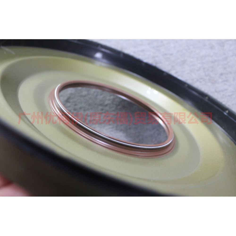 AM7M5R7P099AA Gearbox front oil seal For Ford wins DF 07-10