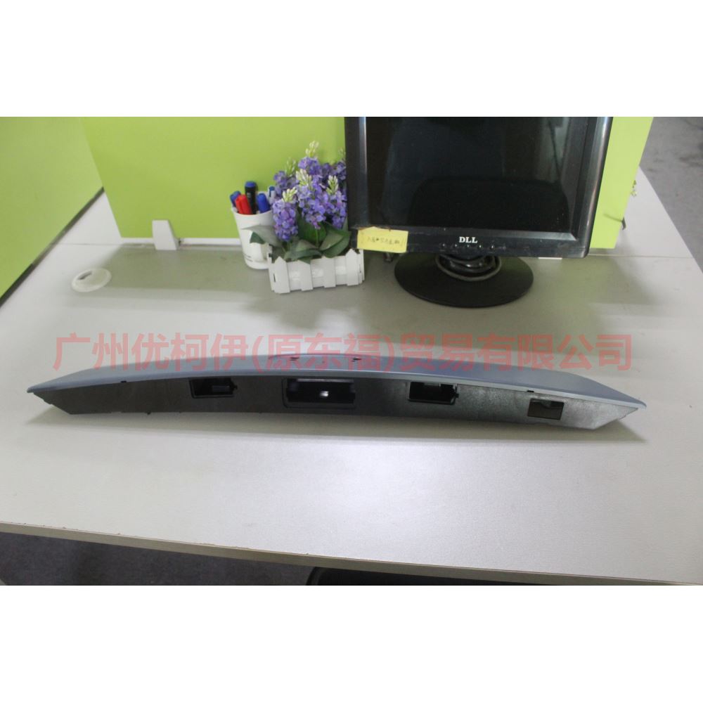 BS79402B34AAXWAA Rear tail cover trim assembly For Ford wins DF 11-13
